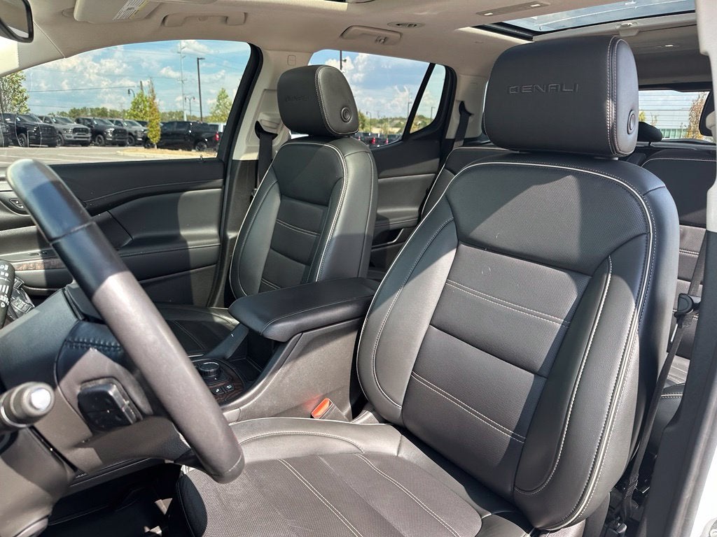2021 GMC Acadia Denali
