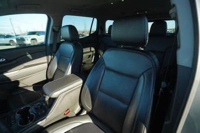 2023 GMC Acadia AWD SLT