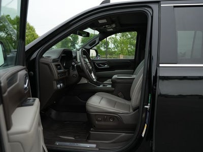 2022 GMC Yukon XL 4WD SLT