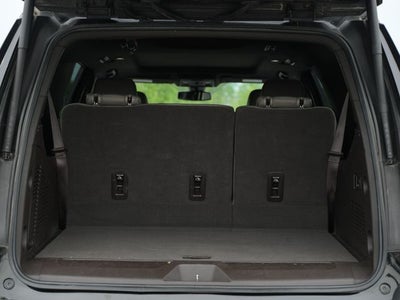2022 GMC Yukon XL 4WD SLT