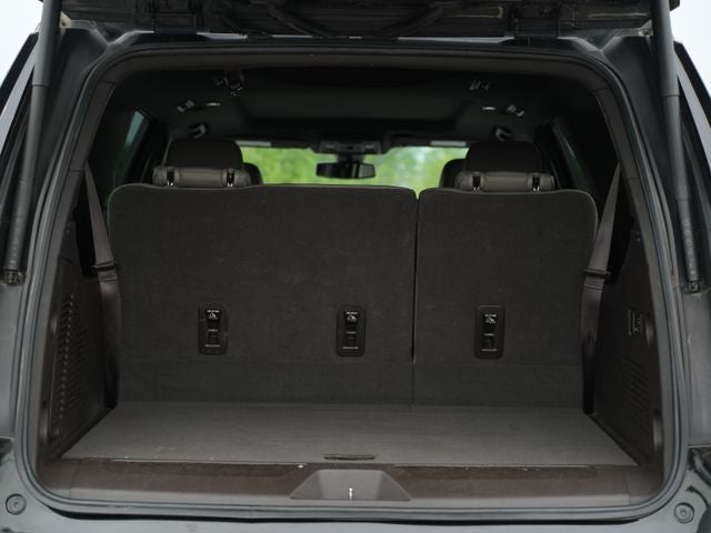 2022 GMC Yukon XL 4WD SLT