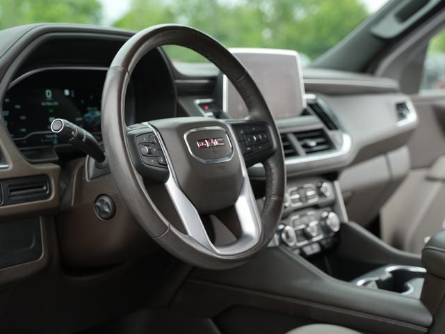 2022 GMC Yukon XL 4WD SLT