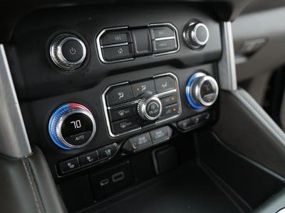 2022 GMC Yukon XL 4WD SLT