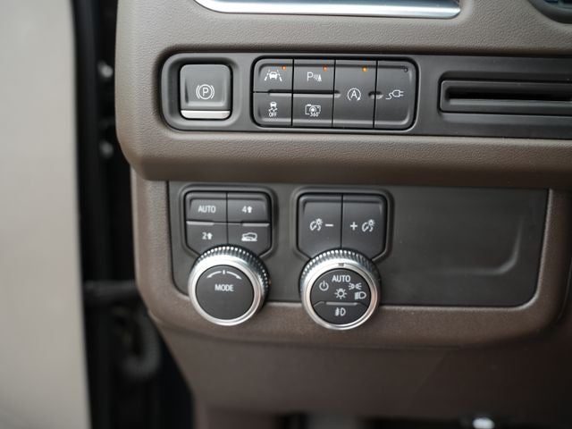 2022 GMC Yukon XL 4WD SLT