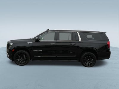 2022 GMC Yukon XL 4WD SLT
