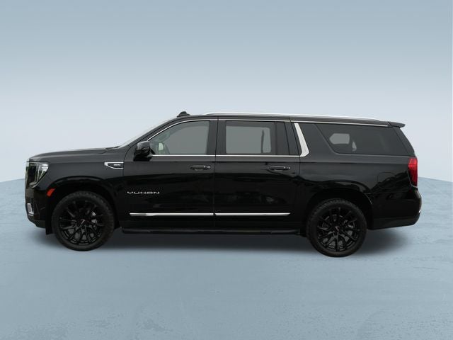 2022 GMC Yukon XL 4WD SLT