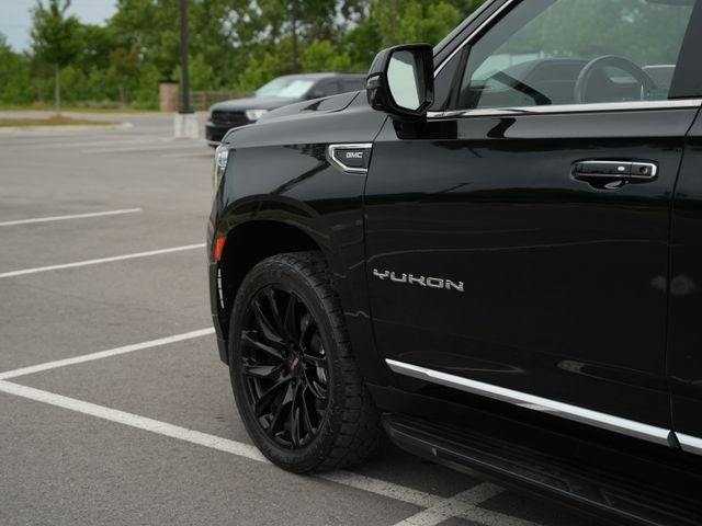 2022 GMC Yukon XL 4WD SLT