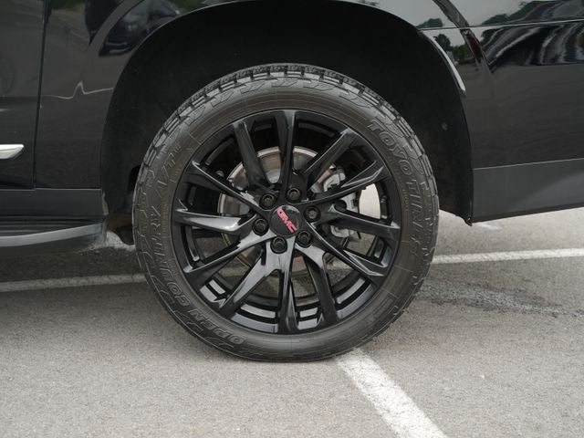 2022 GMC Yukon XL 4WD SLT