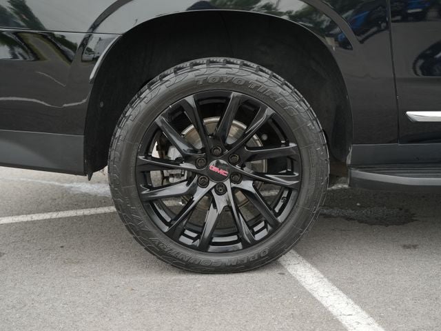2022 GMC Yukon XL 4WD SLT