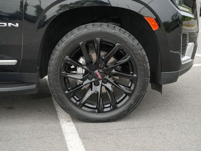 2022 GMC Yukon XL 4WD SLT