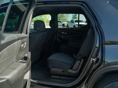 2023 Chevrolet Traverse FWD LT Cloth
