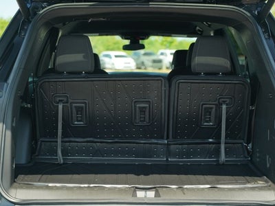 2023 Chevrolet Traverse FWD LT Cloth