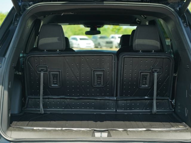 2023 Chevrolet Traverse FWD LT Cloth