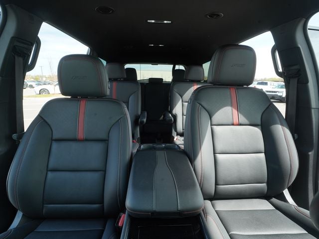 2025 Chevrolet Traverse AWD RS