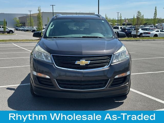 Used 2016 Chevrolet Traverse LS with VIN 1GNKRFKD3GJ204210 for sale in Hendersonville, TN