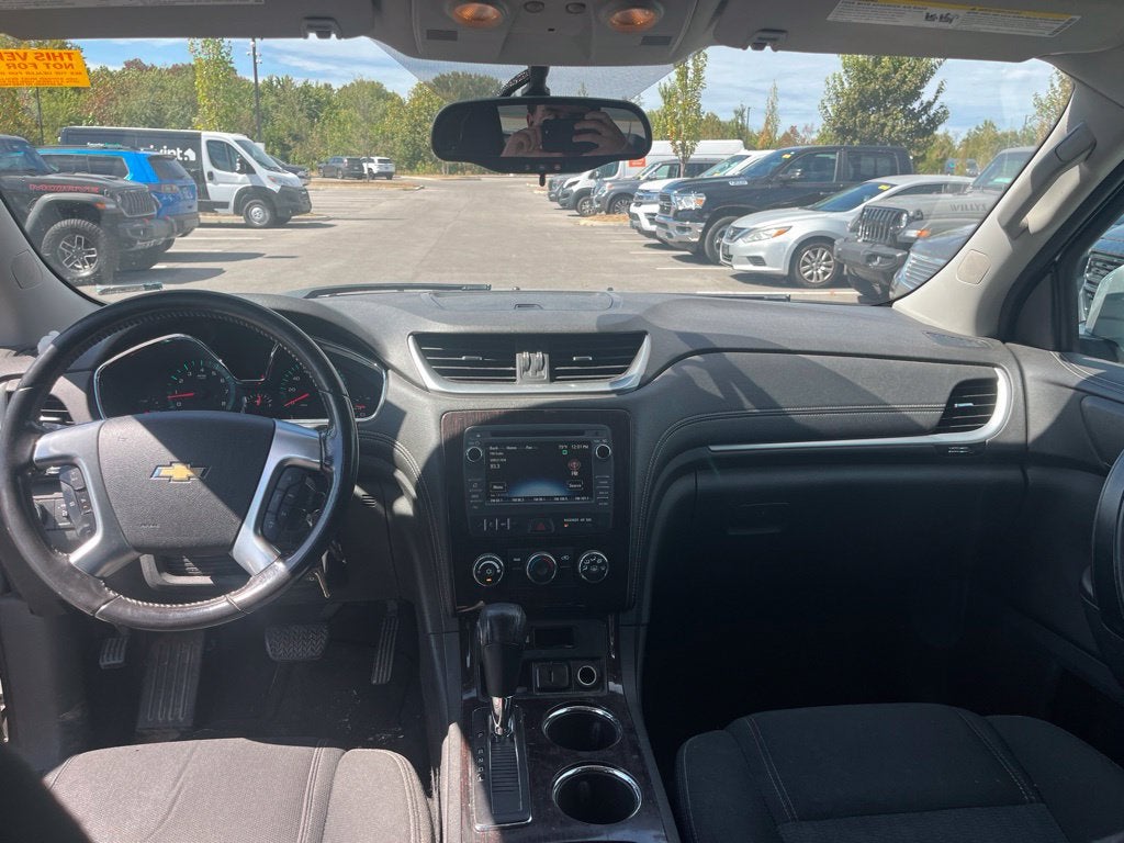 2017 Chevrolet Traverse LT 1LT