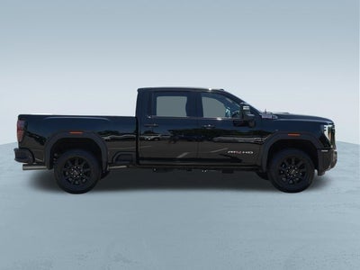 2026 GMC Sierra 2500 HD Crew Cab, Standard Bed, AT4, 4WD