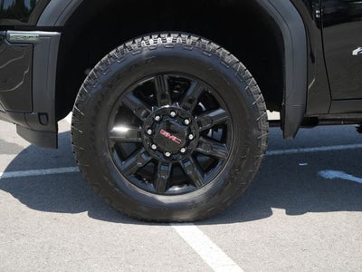 2026 GMC Sierra 2500 HD Crew Cab, Standard Bed, AT4, 4WD