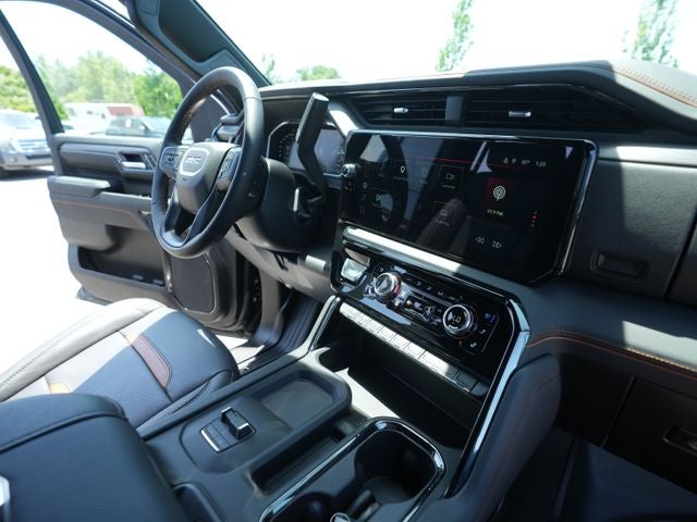 2026 GMC Sierra 2500 HD Crew Cab, Standard Bed, AT4, 4WD
