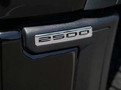 2026 GMC Sierra 2500 HD Crew Cab, Standard Bed, AT4, 4WD
