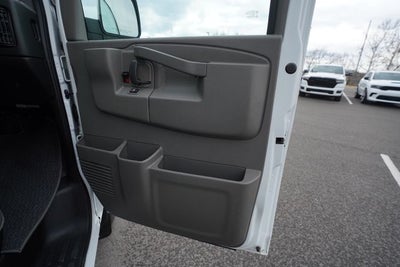 2021 GMC Savana Cargo RWD 3500 Regular Wheelbase Work Van