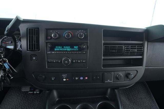 2021 GMC Savana Cargo RWD 3500 Regular Wheelbase Work Van