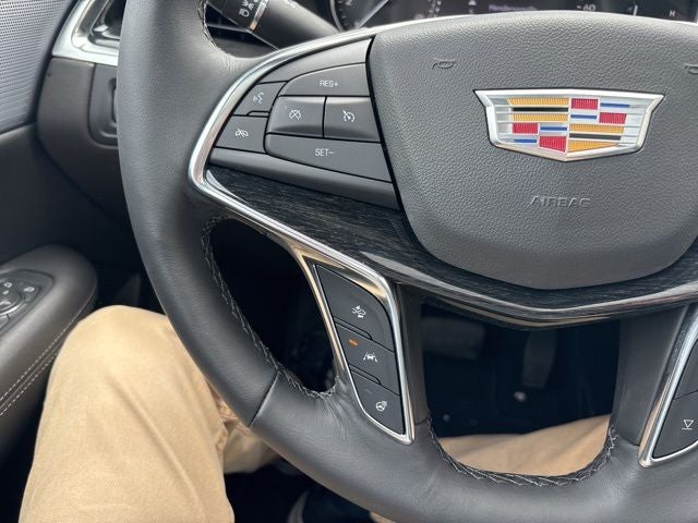 2022 Cadillac XT5 AWD Premium Luxury