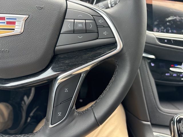 2022 Cadillac XT5 AWD Premium Luxury