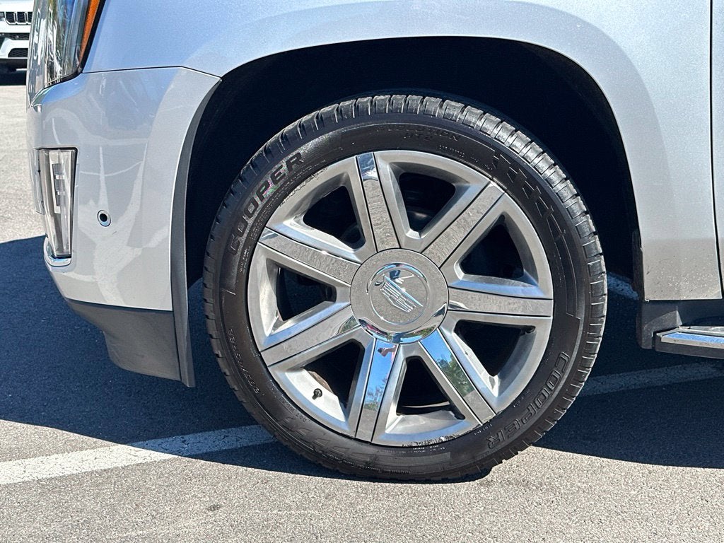 2020 Cadillac Escalade Luxury