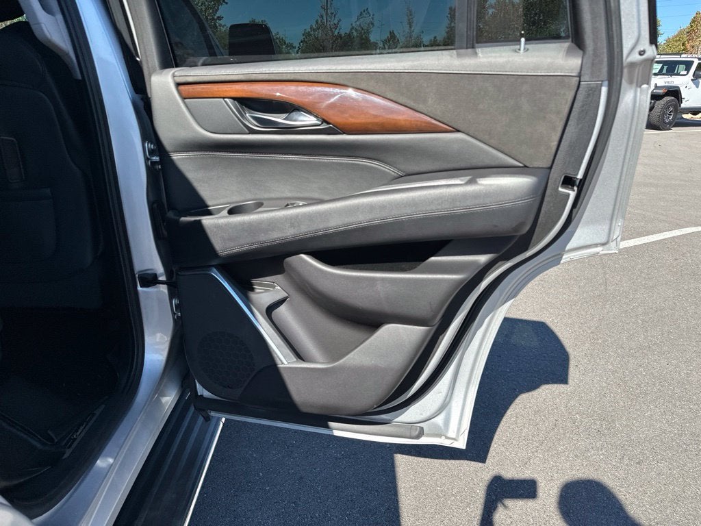 2020 Cadillac Escalade Luxury