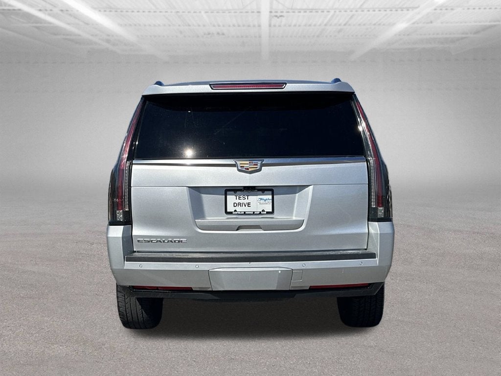 2020 Cadillac Escalade Luxury