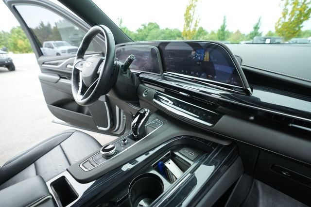 2022 Cadillac Escalade ESV Sport