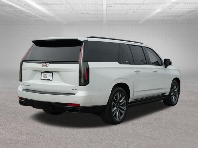 2022 Cadillac Escalade ESV Sport