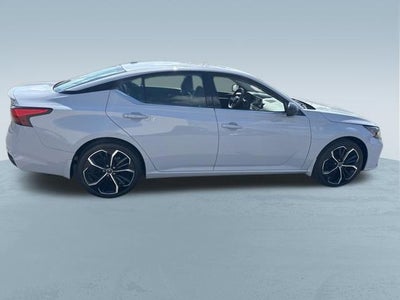 2023 Nissan Altima SR FWD