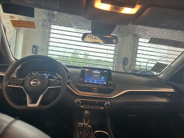 2025 Nissan Altima SR FWD