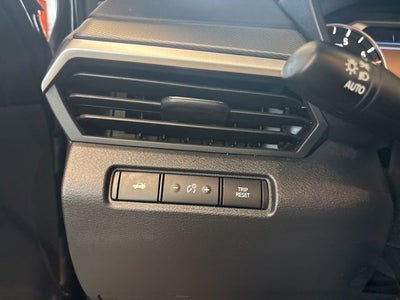 2025 Nissan Altima SR FWD