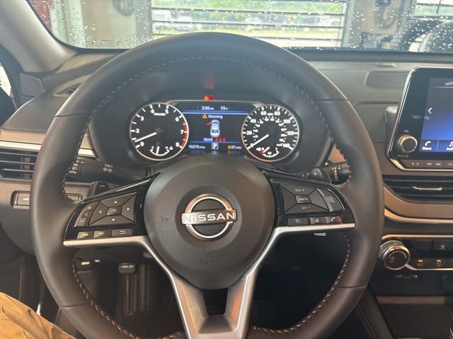 2025 Nissan Altima SR FWD