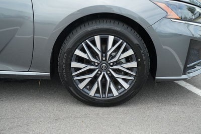 2025 Nissan Altima SV FWD