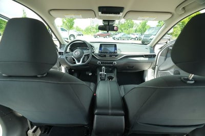 2025 Nissan Altima SV FWD