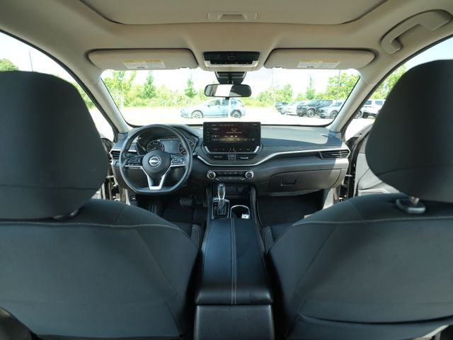 2023 Nissan Altima SV FWD