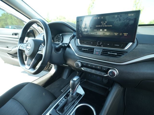 2023 Nissan Altima SV FWD