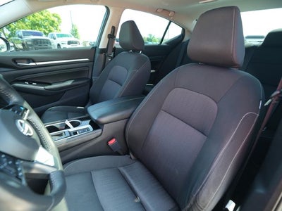 2023 Nissan Altima SV FWD