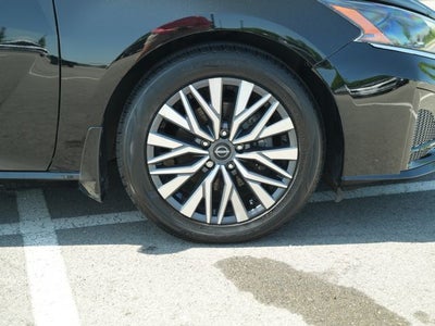 2023 Nissan Altima SV FWD