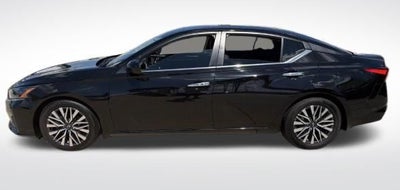2023 Nissan Altima SV FWD
