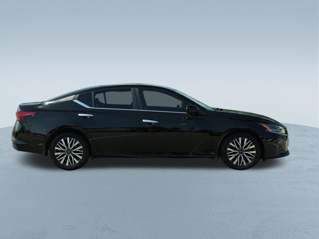2023 Nissan Altima SV FWD
