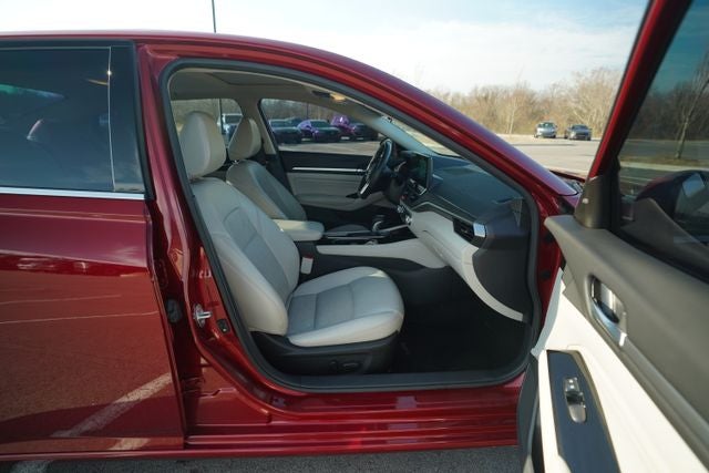 2023 Nissan Altima SL FWD