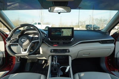 2023 Nissan Altima SL FWD