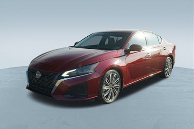2023 Nissan Altima SL FWD
