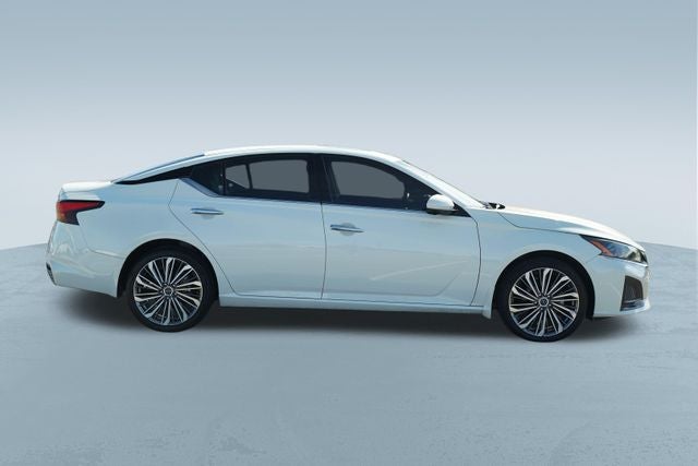 2023 Nissan Altima SL Intelligent AWD