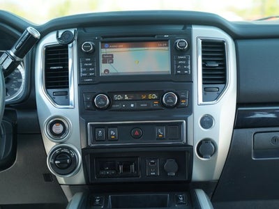 2017 Nissan TITAN SV